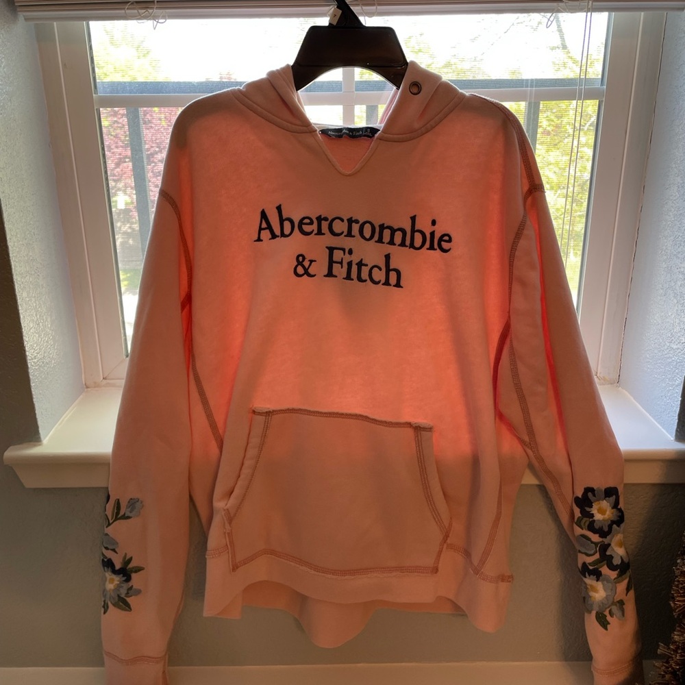 Women’s Abercrombie hoodie
